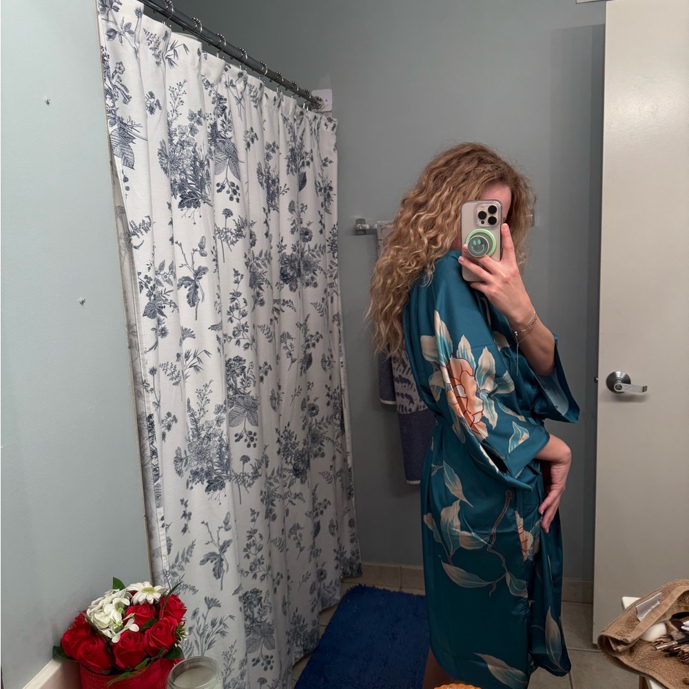 Green Floral Kimono Robe with Sash - Picture 10 of 12